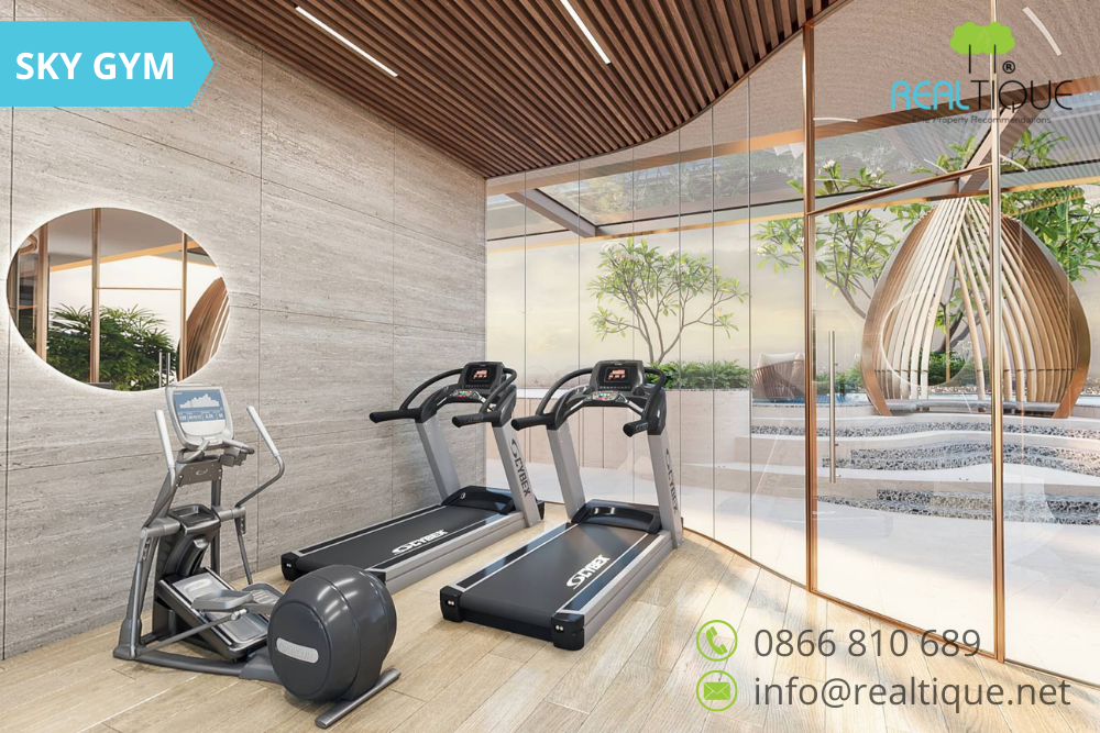 Gymnasium in the cloud in Filmore