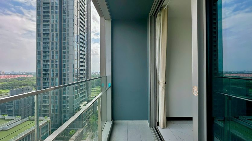 For rent 93m² 2 bedroom unfurnished apartment in Empire City Thu Thiem Ho Chi Minh City