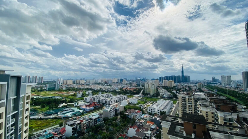 View tầng trung Estella Heights nhìn ra skyline thành phố và Landmark 81 | Mid-floor view from Estella Heights apartment overlooking city skyline and Landmark 81