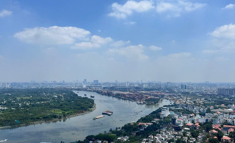 Panoramic Saigon River and city skyline view from Masteri An Phu Tower B high-floor apartment
