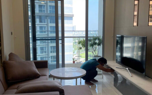 114sqm, 3 Bedroom Fully Furnished for Rent at Vinhomes Central Park, Binh Thanh District, Ho Chi Minh City