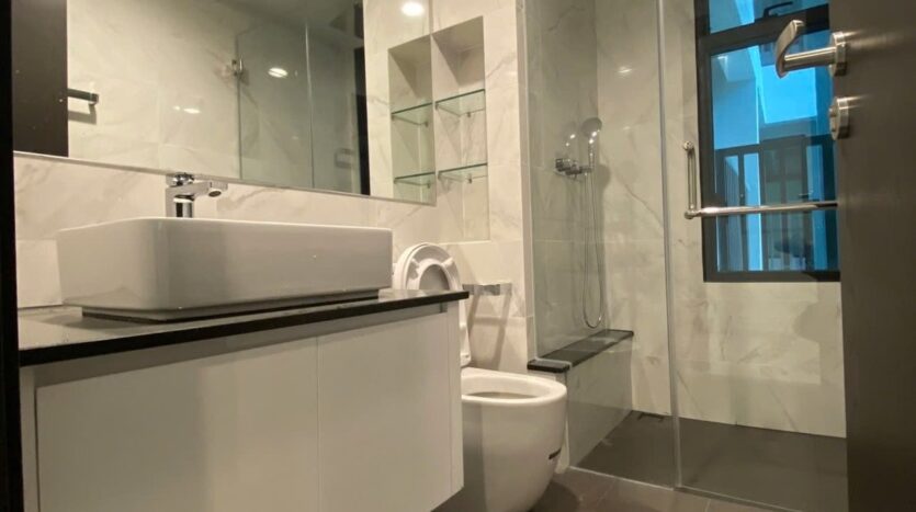 Khu vực sinh hoạt chung căn hộ 4PN 181m2 Feliz en Vista cho thuê | Common living area of 4-bedroom 181sqm apartment for rent at Feliz en Vista