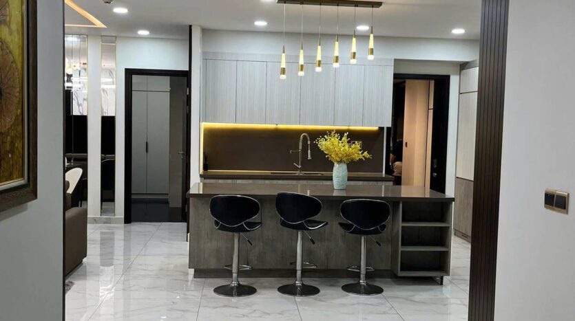 Khu vực ăn uống căn hộ 4PN Feliz en Vista full nội thất | Dining area of 4-bedroom fully furnished apartment at Feliz en Vista Altaz