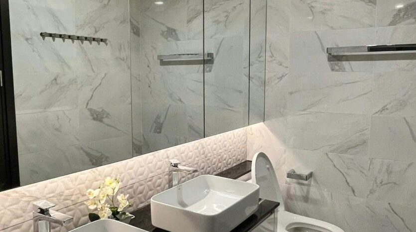 Bếp căn hộ Feliz en Vista 4 phòng ngủ căn góc 181m2 tháp Altaz | Kitchen of 4-bedroom corner apartment at Feliz en Vista Altaz 181sqm
