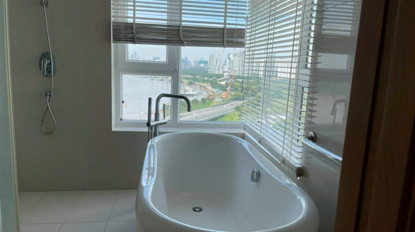 Phòng khách căn hộ 2PN Diamond Island Brilliant T4 view Landmark 81 full nội thất | Living room of 2-bedroom Diamond Island Brilliant T4 apartment with Landmark 81 view fully furnished