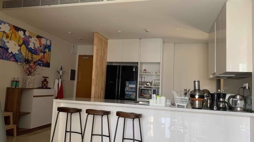 Bếp căn hộ Diamond Island full nội thất bàn giao | Kitchen of Diamond Island apartment with full furniture handover