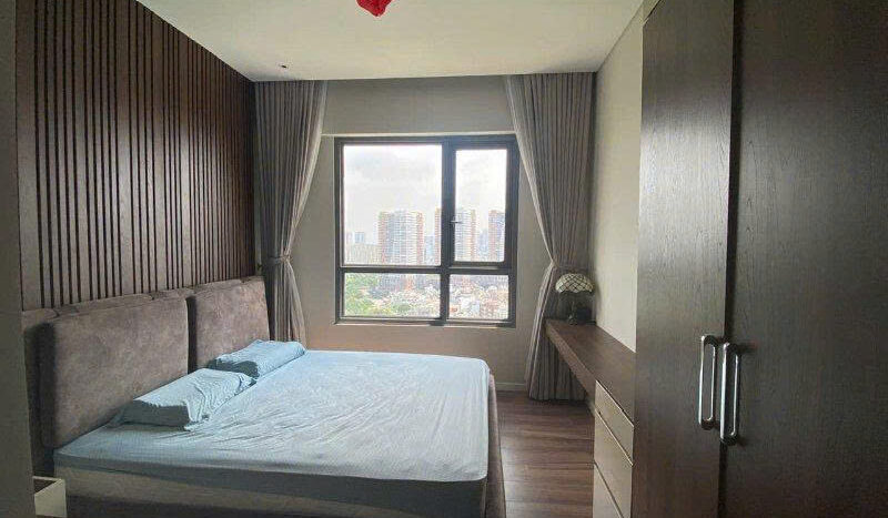 Khu vực ăn uống căn hộ Diamond Island full nội thất 119m2 | Dining area of Diamond Island apartment fully furnished 119sqm