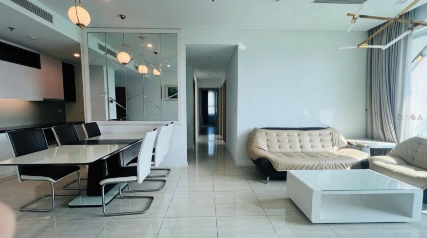 Phòng ngủ master căn hộ Sadora Sala full nội thất | Master bedroom of Sadora Sala apartment fully furnished