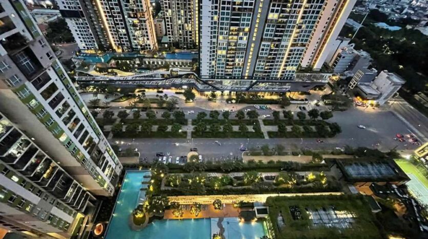 Phòng khách căn hộ Vista Verde 82.4m2 nội thất hoàn thiện ven sông | Living room of Vista Verde 82.4sqm apartment with finished furniture riverside