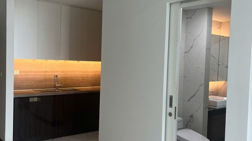 Phòng khách căn hộ 1PN Empire City Linden 64m2 view sông Sài Gòn | Living room of 1-bedroom Empire City Linden 64sqm apartment with Saigon River view