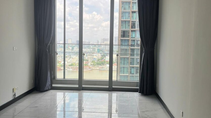 Ban công căn hộ Empire City Linden view sông Sài Gòn | Balcony of Empire City Linden apartment with Saigon River view