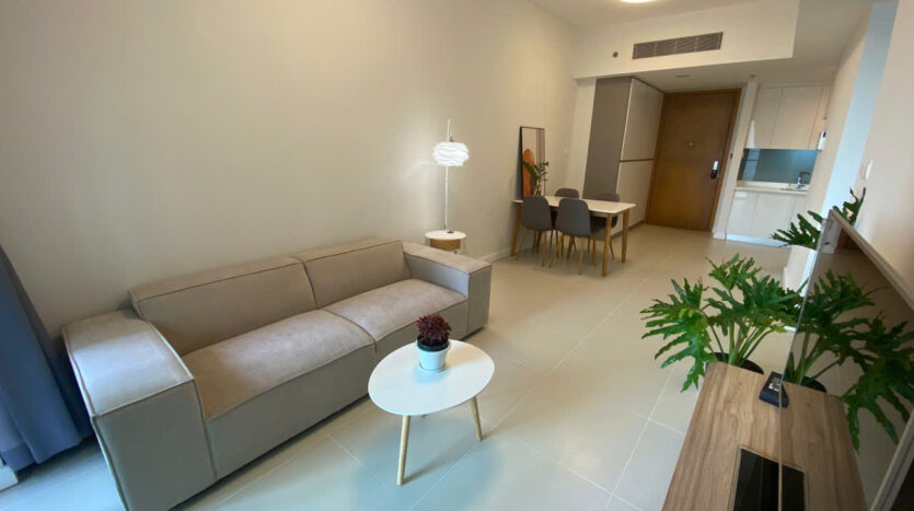 Phòng khách căn hộ 1 phòng ngủ Gateway Thảo Điền Tháp A 58m2 đầy đủ nội thất | Living room of 1-bedroom Gateway Thảo Điền Tower A 58sqm apartment fully furnished