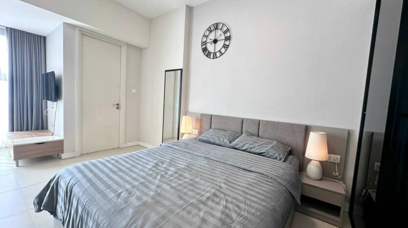 Phòng ngủ master căn hộ Gateway Thảo Điền 50m2 | Master bedroom of Gateway Thảo Điền 50sqm apartment
