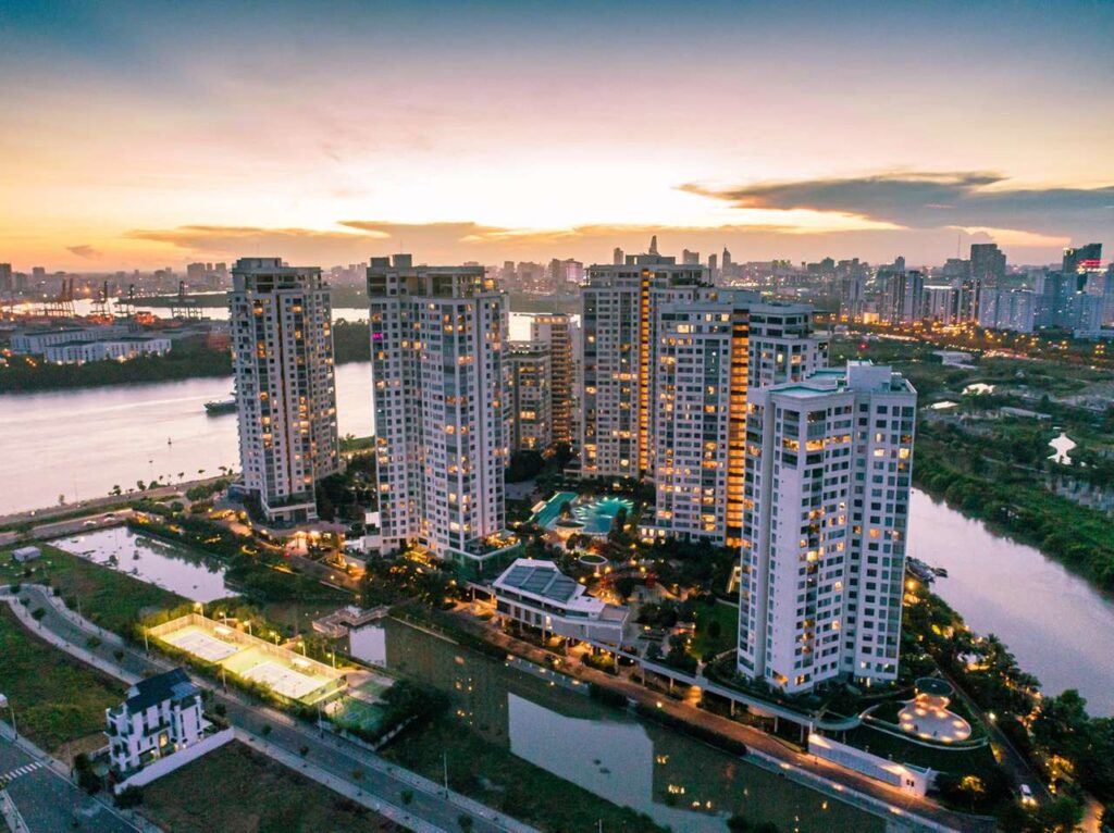 Cụm tháp Diamond Island và đường chân trời TP.HCM nhìn từ trên cao | Aerial view of Diamond Island towers and the HCMC skyline