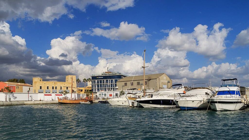 Bến du thuyền Limassol Marina Đảo Síp — định cư Síp | Limassol Marina Cyprus permanent residency
