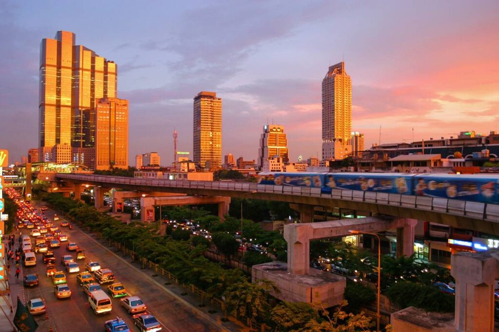 Ga BTS Skytrain o Bangkok