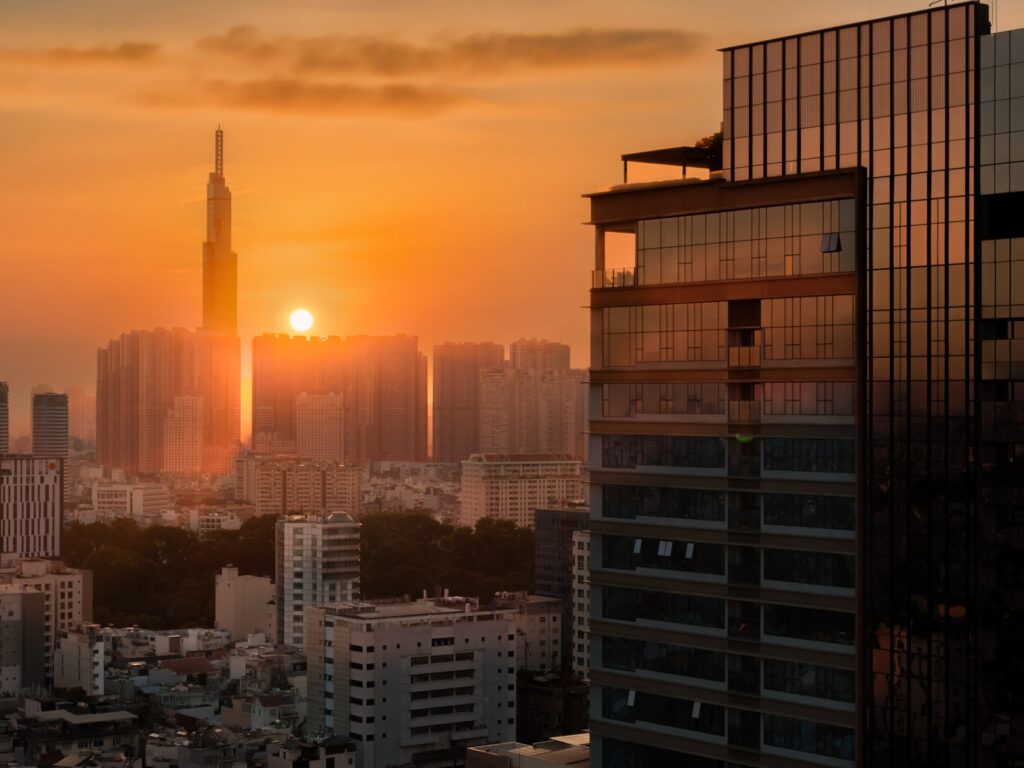 Tầm nhìn từ The Marq về hướng Landmark 81 lúc hoàng hôn | View from The Marq towards Landmark 81 at sunset
