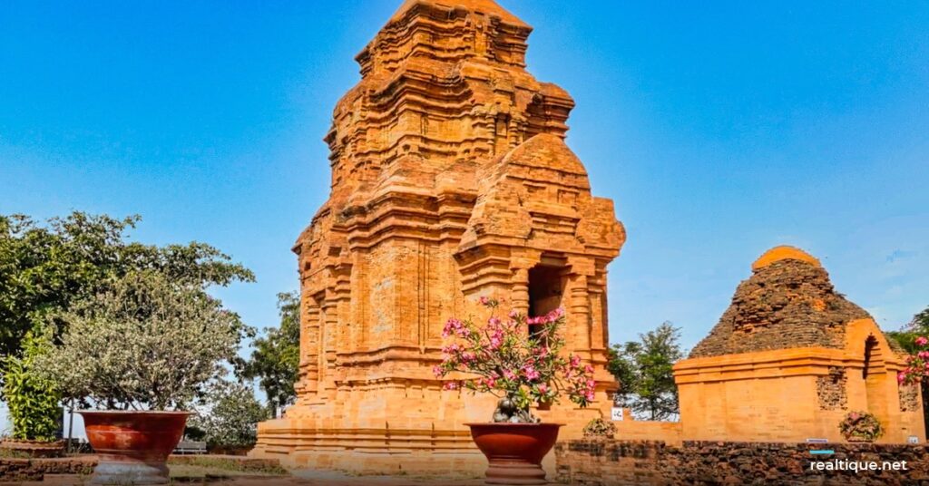 Po Nagar Cham towers in Nha Trang | Tháp Bà Ponagar, Nha Trang