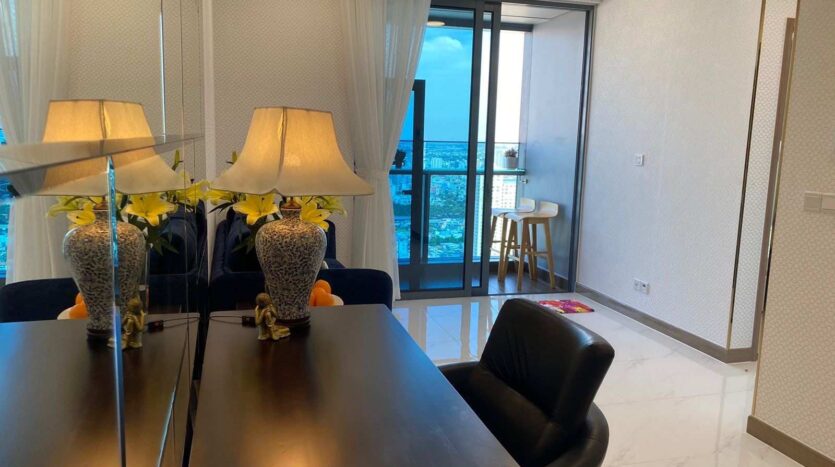 Sunwah Pearl Tháp Whitehouse 1PN 52m² bàn ăn & ban công | Sunwah Pearl Whitehouse Tower 1BR 52sqm dining area and balcony